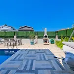 Villa Melek