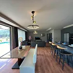 Defne 3+1 Villa, Ovacik, Oeluedeniz, Fethiye