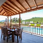 Perfect Peaceful Villa In Oeluedeniz