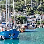 Harbour View 2