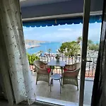 Harbour View 2
