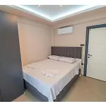 Royal Luxury Suites Homes