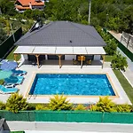 Villa Emir