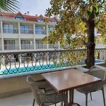 Oeluedeniz Golden Life Resort Otel