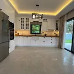 Ahu Grape Villa