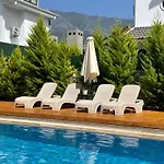 Fethiye\'De Havuzlu Villa