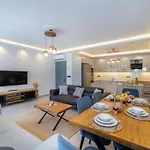 Villa Rose Stone