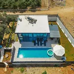 Havuz Jakuzili Luex Villa