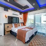 Ultra Luex Villa Viranlar