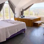 Luna House - Manzara, Jakuzi, 4 Yatak Odasi