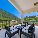 Villa Kizilbella 2, Lueks Havuzlu Korunakli Tas Villa
