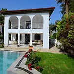 Goecek Kiralik Villa