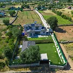 Arzu Cottage