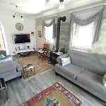 Havuzlu Beyaz Villa