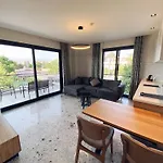 Avilia Suites