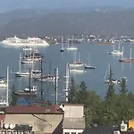 Deniz Manzarali Suites