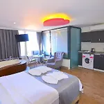 Royalis Apart Hotel By Mykonut