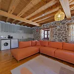 1 Bedroom Luxury Villa - 9687