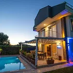 Oludeniz 3 Bedroom Villa - 8904