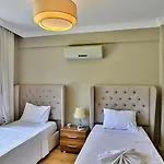 3 Bedroom Villa In Oludeniz - 5832