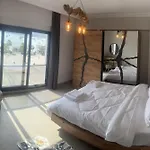 Central Suite
