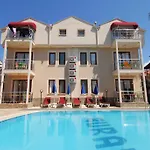 Burak Apart Hotel