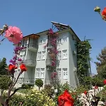 Ozmen Hotel