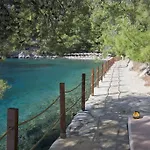 Hillside Beach Club