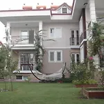 Noya Apartments