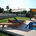 Villa Arance