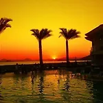 Calis, Sunset Beach Club
