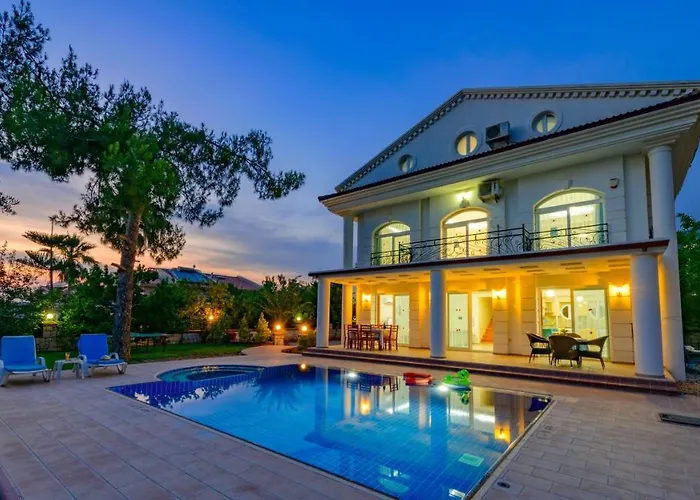 Musa - 5 Bedroom Holiday Villa In Hisaronu