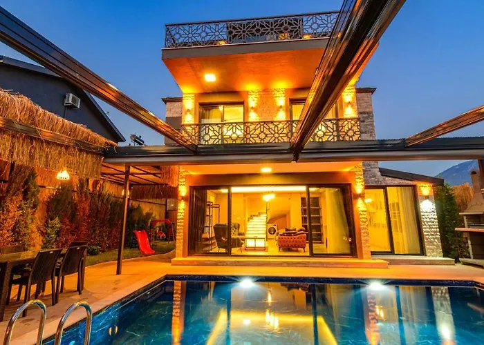 Soeguet 1 - 4 Bedroom With Jacuzzi In Fethiye