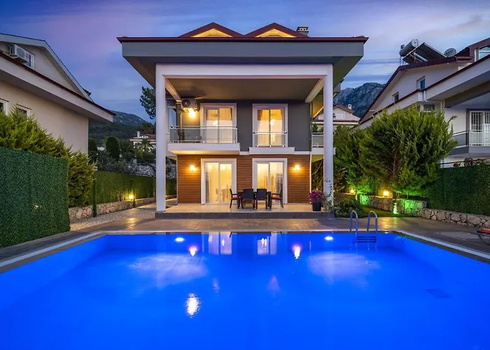 Villa Kamelya, Isitmali Kapali Havuz Ve Saunali Tatil Villaniz