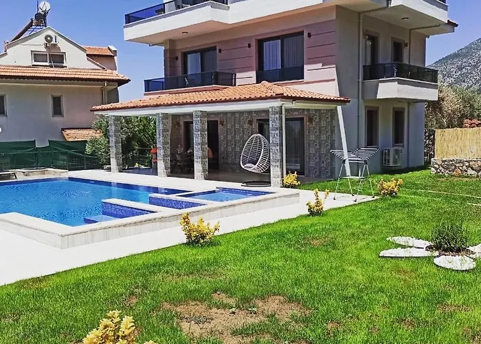 “Villa Desen”Oeluedenizde Muestakil 4+1 Havuzlu Villa