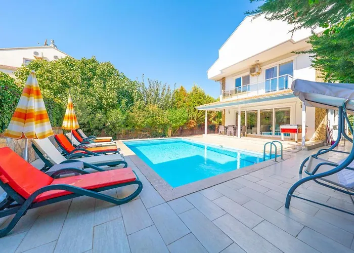Villa Pine 8, In Hisaroenue, Turkey
