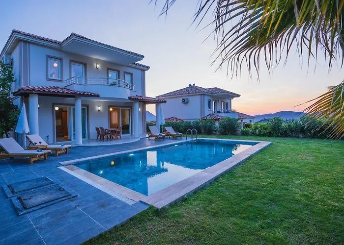 Hanel Life Royale 11 Villa With Private Pool