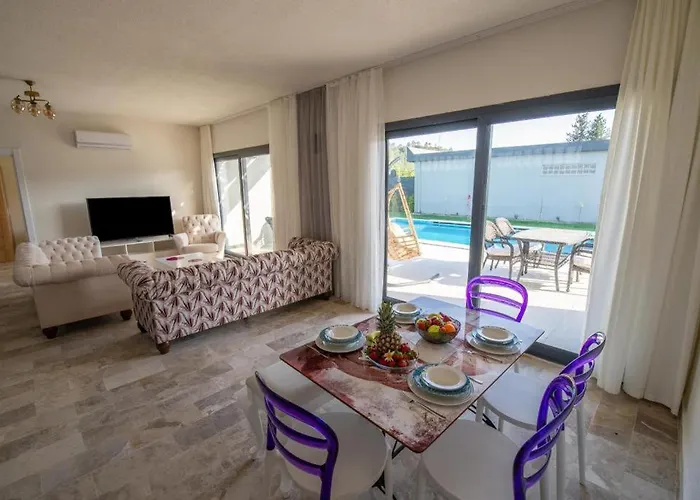 Villa Diamond Tria