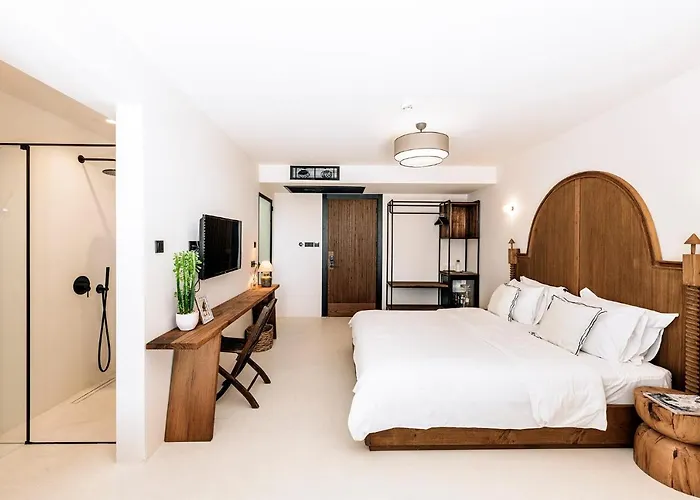 To Be Social House
