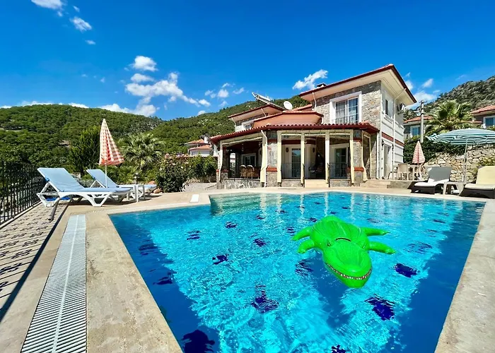Private Pool - Private 1000M2 Garden, 4 Bedroom - 3 Bathroom - 8 Person, Detached Villas, Unlimited Wifi - Free Parking