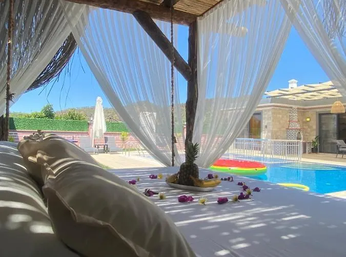 Villa Lory House And Sea View Houses