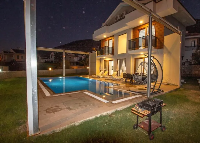 Tuna Oeluedeniz 4+1 Villa, Oezel Havuzlu, Fethiye