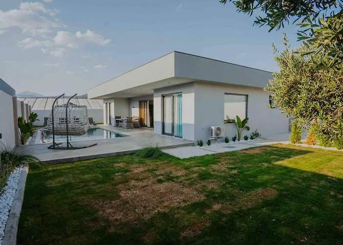 Ada Exclusive Houses 2