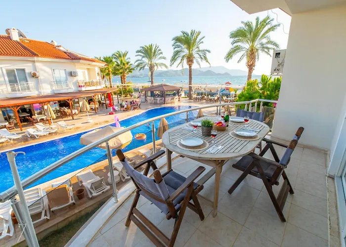 Sunset Beach Club Aqualettings Dolphin 4