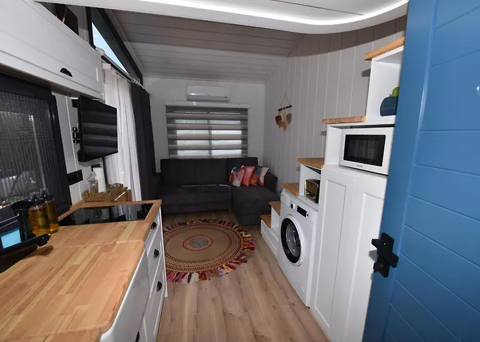 Arkaya Tinyhouse