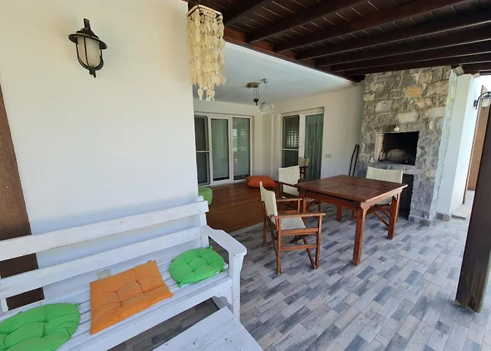 Villa Dalos