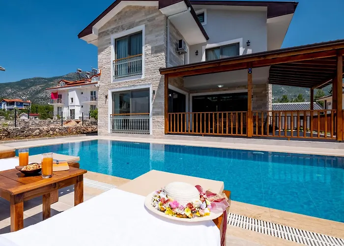 Perfect Peaceful Villa In Oeluedeniz