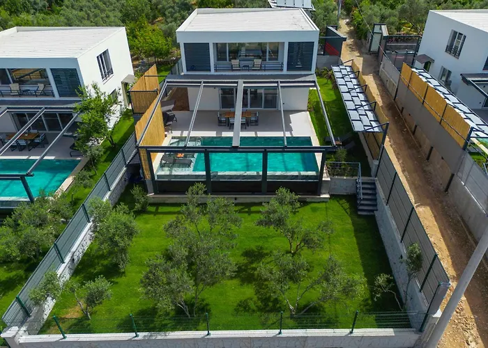 Woynpoint Villa Cinar