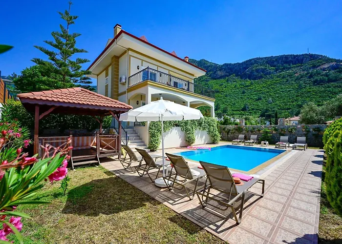 Villa Arokarya