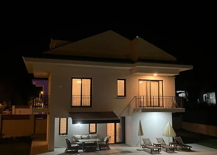Villa 212